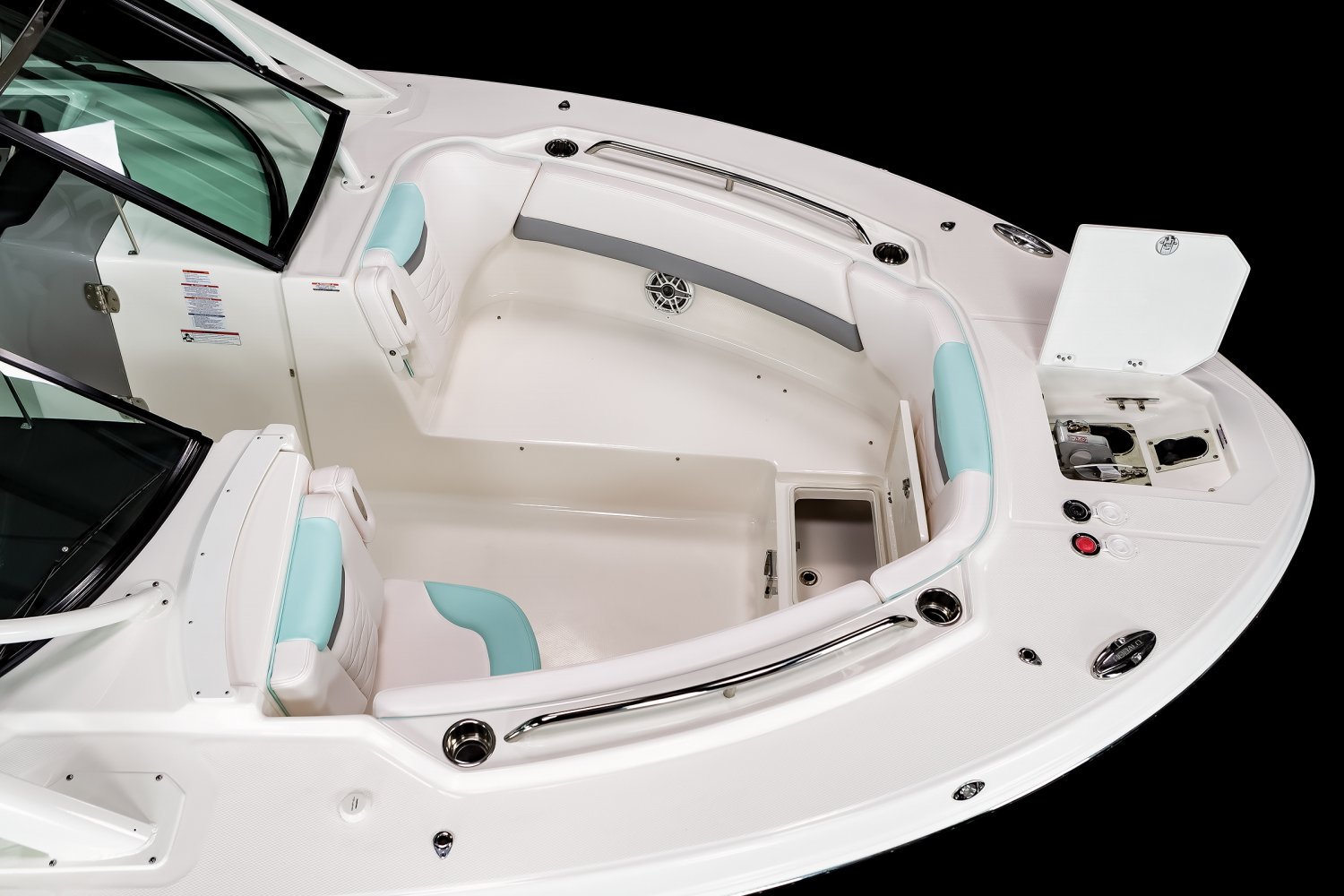 Robalo Gallery Image 10