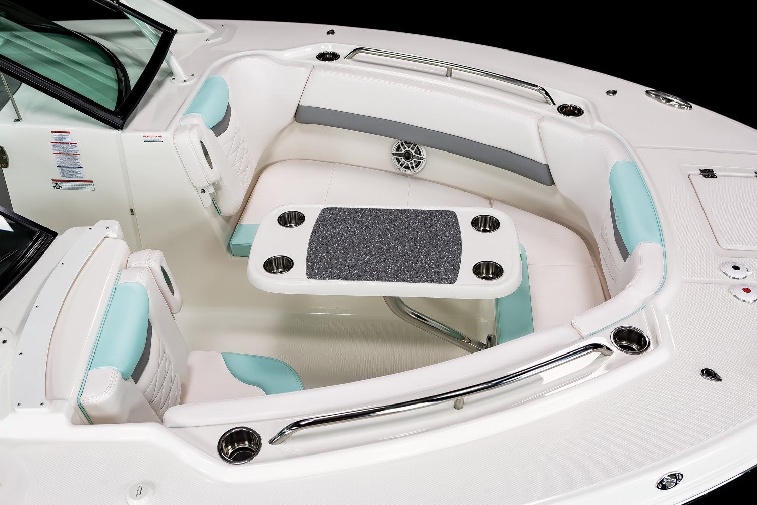 Robalo Gallery Image 11