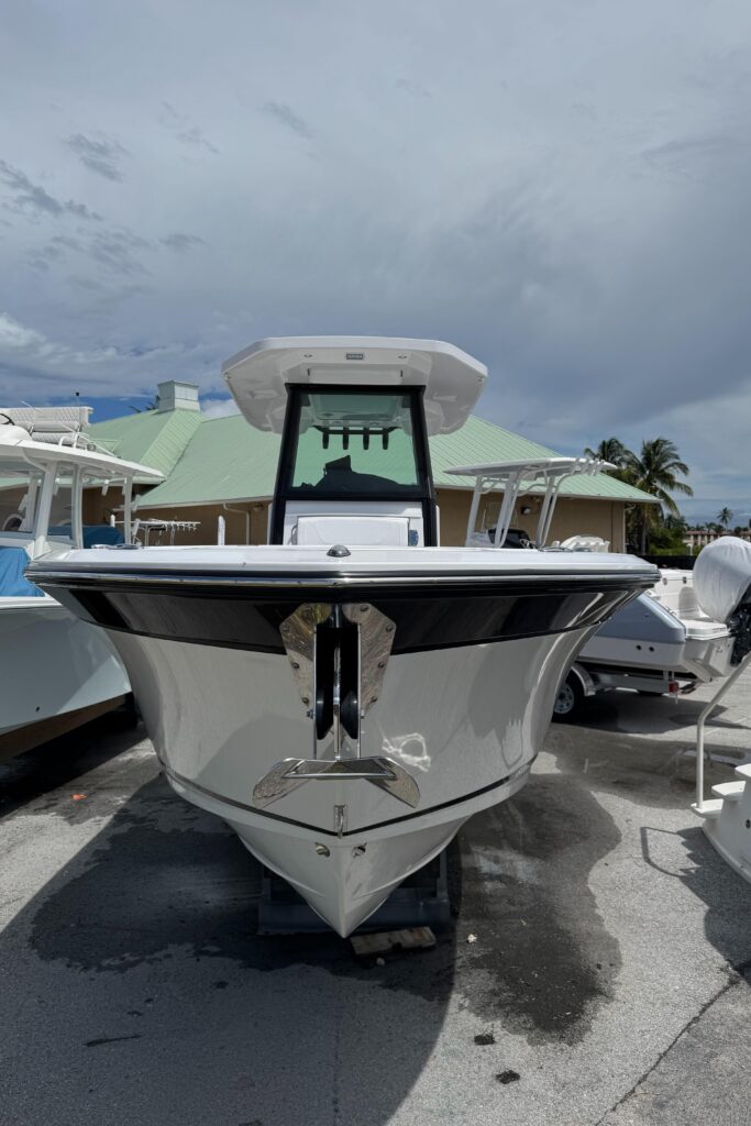 2025 Blackfin 252 CC - Gallery Image