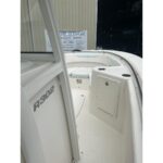 2018 Robalo R302 Center Console - Gallery Image