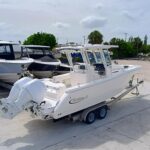 2025 Robalo R270 Center Console - Gallery Image